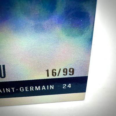 Senny Mayulu 2024-25 Topps Paris Saint-Germain Champions d’Europe Blue Rookie 16/99 PSG