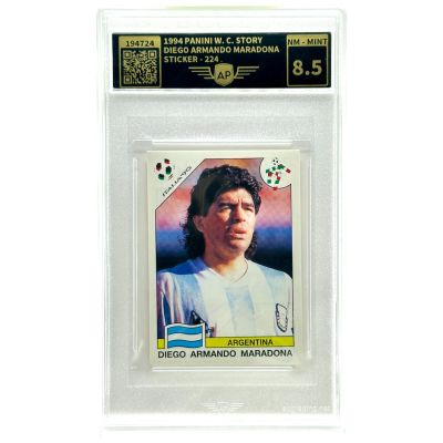 Maradona 1970-1990 Panini World Cup Story Sticker #224 AP 8.5