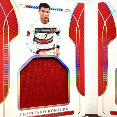 Cristiano Ronaldo / J. Moutino / R. Patricio 2022 Panini National Treasures - Triple Booklet Worn Relic 3/49 #TM-PR1 Portugalia