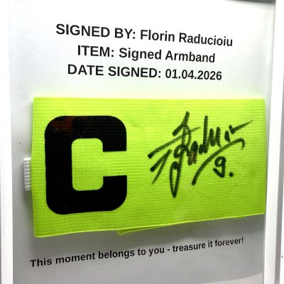 Florin Raducioiu - Banderola de capitan cu autograf (semnata personal) + certificat de autenticitate   