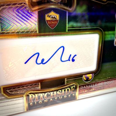 Daniele de Rossi 2022-23 Panini Select la Liga AUTO Pitch Side #PS-DDR AS Roma