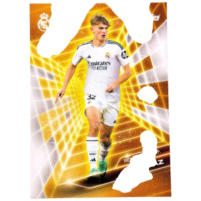Nico Paz 2024-25 Topps Real Madrid Team Set - Golden Future #GF-1