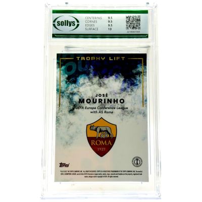 Jose Mourinho 2021-22 Topps Mourinho Platinum UEFA - Trophy Lift AS Roma SOLLYS 9.5