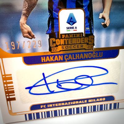 Hakan Calhanoglu 2022-23 Panini Chronicles Serie A - Contenders  AUTO 197/229 #CA-HCU Inter Milan