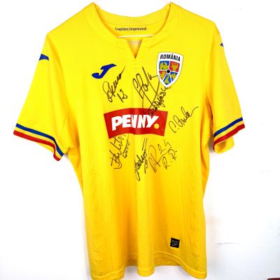 Popescu, Stelea, Raducioiu, Lobont, Rusescu, Curelea Tricou Romania Home 2024 Euro - cu semnatura + certificat de autenticitate L 