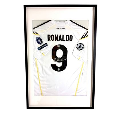 CRISTIANO RONALDO  BACK SIGNED REAL MADRID HOME JERSEY 2009/10 BECKETT CERT