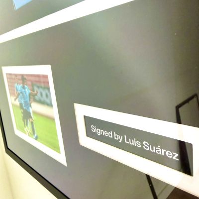 LUIS SUAREZ BACK SIGNED URUGUAY HOME JERSEY BECKETT CERTIFICATE 2021