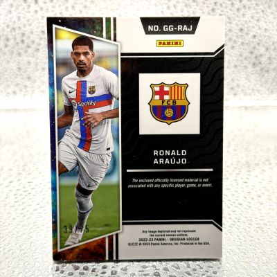 Ronald Araujo 2022-2023 Panini-Obsidian Soccer Relic 39/75 #GG-RAJ Fc Barcelona(Lovit colt stanga)