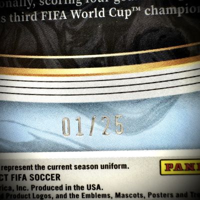 Julian Alvarez 2022-23 Panini Select Fifa Soccer - Rookie RC  PINK PRIZM 01/25 #6 Argentina