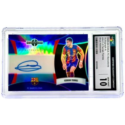 Ferran Torres 2023-24 Daka FC Barcelona- AUTO Blue Holocene 19/25 #AU1-2 CGC 10